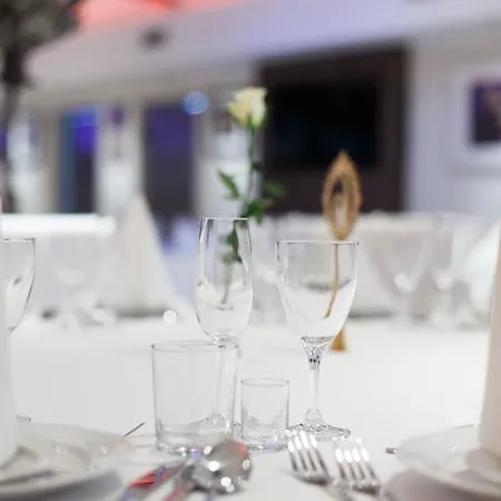 Kuznia Ξενοδοχείο Μπίντγκοστς