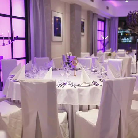 Kuznia Μπίντγκοστς