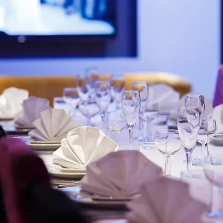 Hotel Kuznia 3*