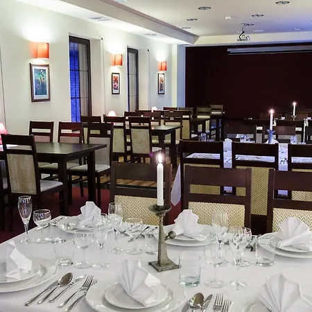 Kuznia Μπίντγκοστς